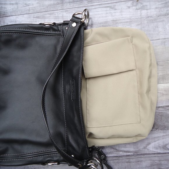 Coach leather Zoe hobo shoulder / handbag. - Picture 10 of 16